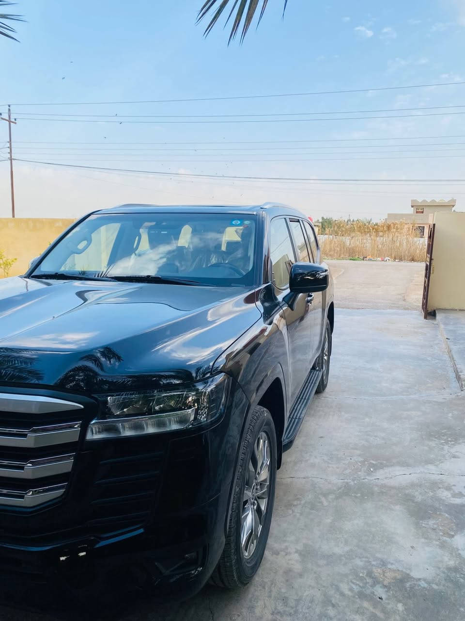 لاند كروز موديل 2022 ساز سبعينيه 3شاشات 6سلندر محرك تنفس طبيعي
تشغيل عن بعد 
سايد بريك كهربائي
مغلفه بي بي اف 
رقم بغداد باسمي تحويل مباشر 
السعر 66 يعني ست دفاتر و ستين ورقه 
التواصل :‭٠٧٧١ ٤٢٦ ٤٤٤٥‬
