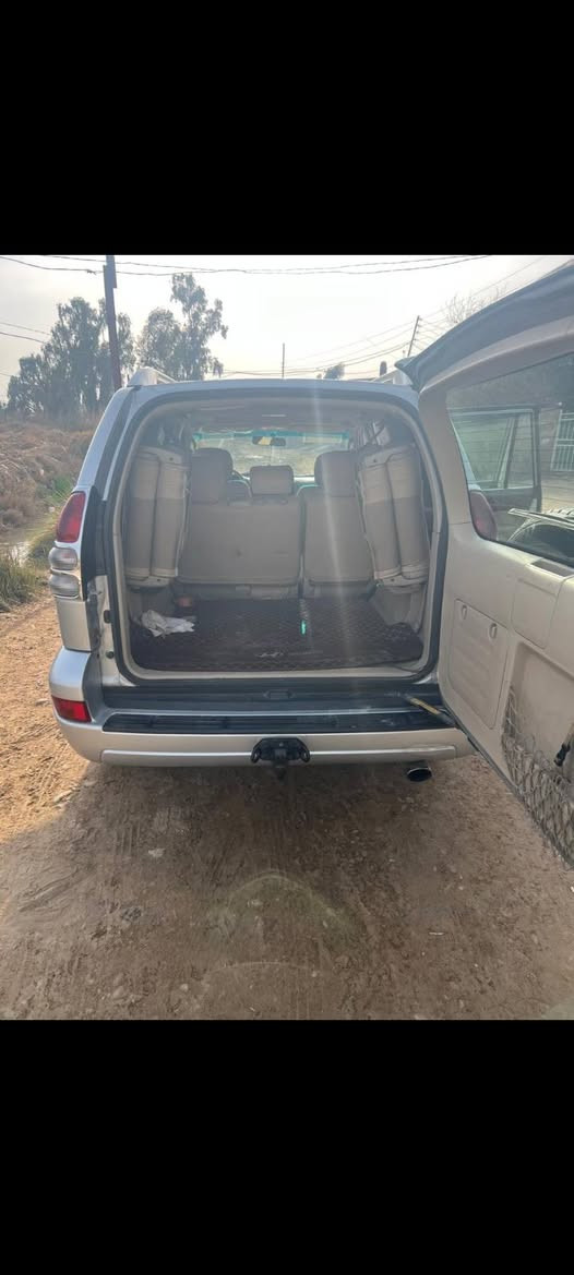 السلام عليكم برادو للبيع او مراوس محتاج فرق السياره موديل ٢٠٠٧ رقم اربيل دولي سنويه لل٢٧ تحويل مباشر السياره فول مواصفات ٧راكب ٦ سلندر مكينه ما مفتوحه تخم تاير صدر أمامي خلفي السياره مكفوله من الصبغ والتبديل كير اوتوماتيك لو كير شغال السياره ماشيه ١٩٠ حقيقي سعر السياره ١٧٠ وبيها مجال مكان السياره ديالى كنعان رقم الهاتف ***********
