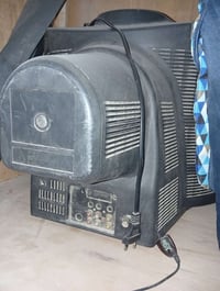 تلفزيون • للبيع