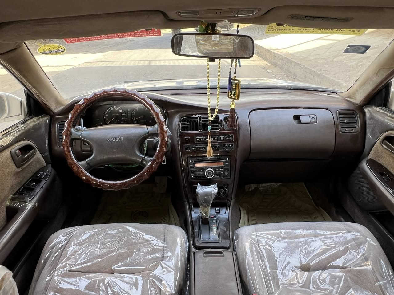 سلام عليكم مارك نفخ  سياره كفاله من الكص ونقل الجثه والضربه والعيب الشرعي. سياره جاهزه من كلشي.  تخم تاير حداده جديده.  مكينه وكير جدد مكينه توني شاهدها ثنين ونص . سياره جاهزه.   رقم بصره دولي. سنويه ل٣٠. تحويل ثاني يوم.  
مكاني البصره القرنه 
لاستفسار 
***********
السعر ٥٨ وبيها مجال.
