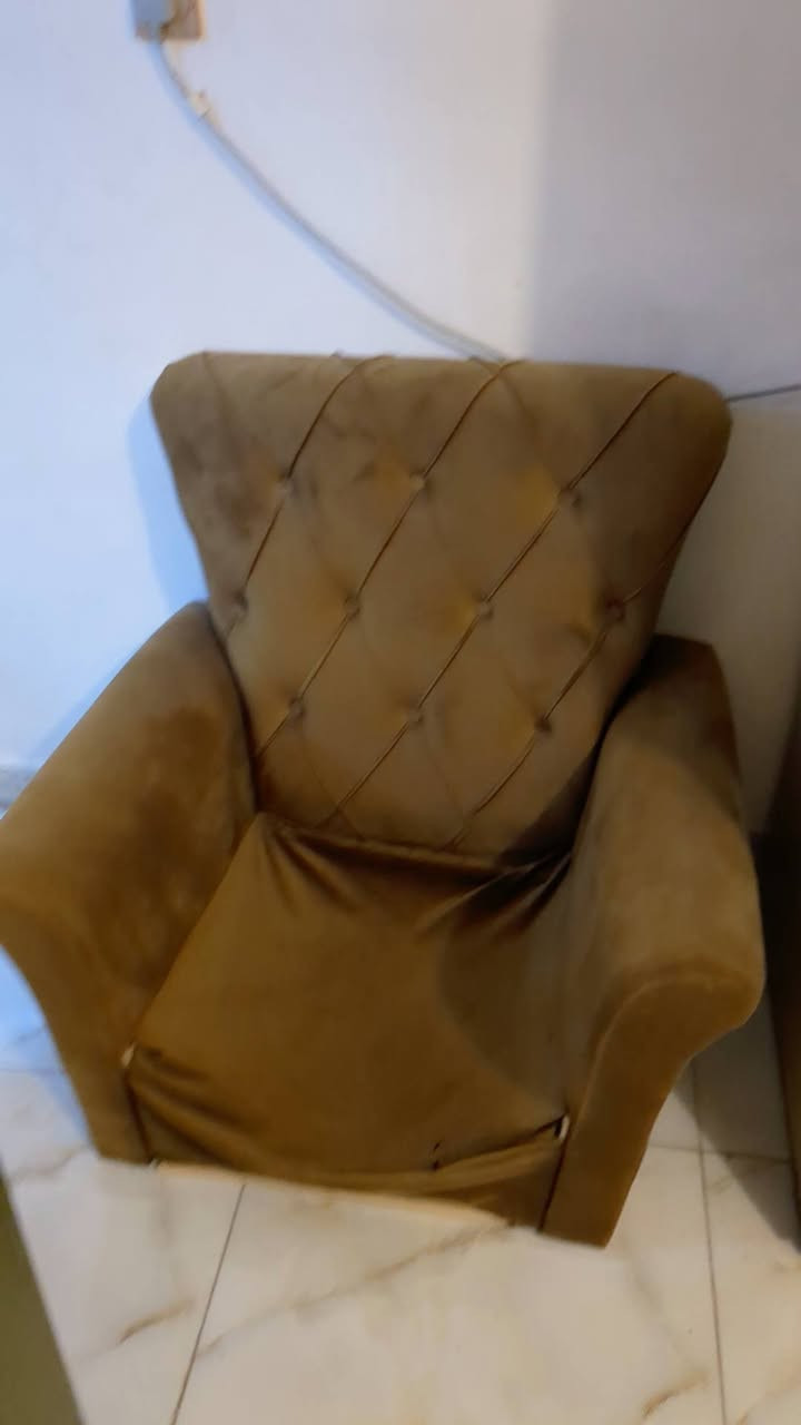 للبيع 120 بيها مجال للطيبين


**إذا كنت صاحب هذا الإعلان وتريد حذفه لأي سبب، رجاءا أرسل رسالة إلى الدعم الفني**