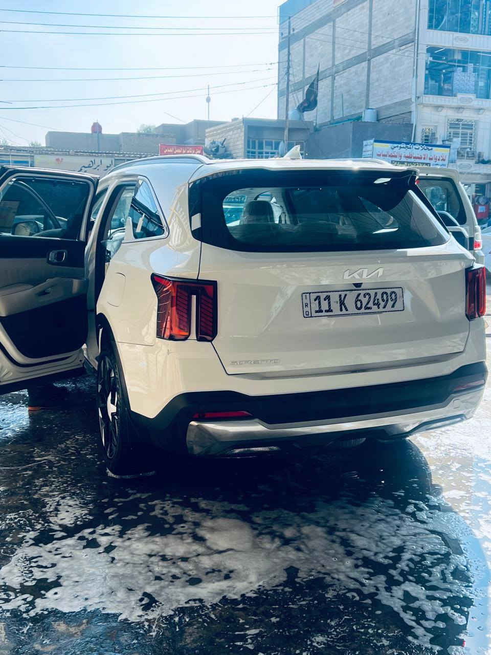 السلام عليكم
كيا سورنتو ٢٠٢٥ رقم بغذاد بسمي
ماشية 11 الف 
بنرامه
داتشو
ويل 20
مكينه 6 سلندر 
كامرات عدد 2
وباقي المواصفات المعروفه
سعرها 325 بيها مجال كلش بسيط
*********** مامتواجد ع فيس فقط اتصال
