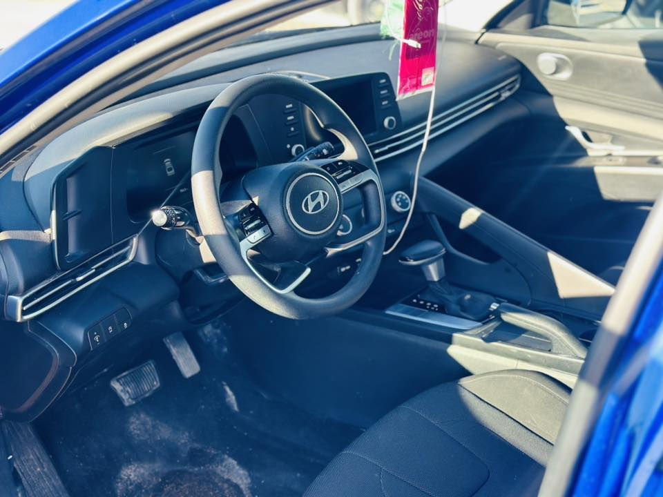 سلام عليكم للبيع النترا موديل24حادث تبديل جاملغ فقط مرقم شهداء وكاله عامه انطيك سعر143وبيها مجال ماشيه بس 8الاف فقط دخول جديد ***********
