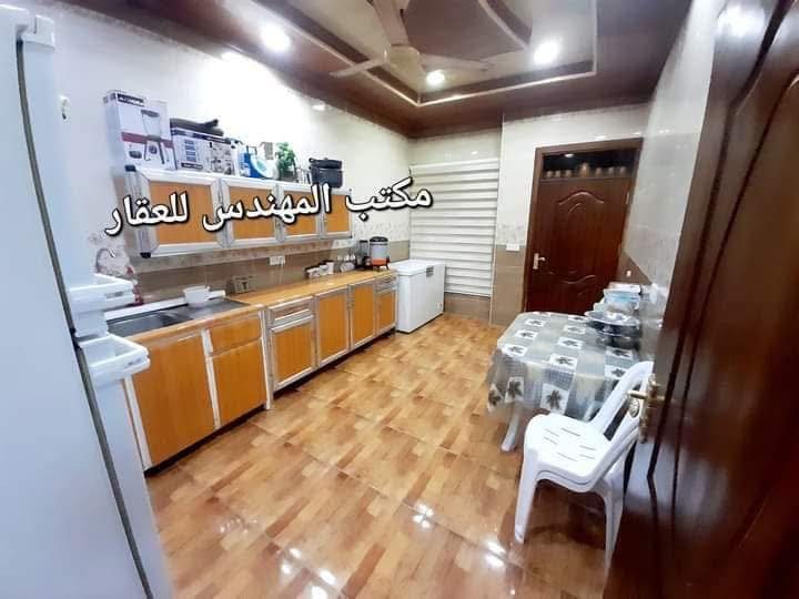 #دار للبيع  طابو ملك صرف بناء نضيف 

🧱 المساحة  الدار ( 181) متر

 🧱#واجهة:  7،5 متر 

 🧱#العمق:  24 متر  

لمعرفة السعر الاتصال على الرقم ***********. واتساب 
 او مراسله الصفحه 

♦️العنوان / كركوك — القادسية الثانيه  المربع الذهبي 
 قرب جامع الصادق الامين ومجمع المدارس 
 الموقع جيد على شارع عريض قريب من سايدين وكافه الخدمات

تفاصيل الدار 🏘

 - استقبال
- هول
 - غرفة نوم عدد ثلاثه
 - مطبخ 
 - صحيات 
 - درج داخلي  
- بيتونه 
- حديقة
 - كراج سيارة

☎️ للإستفسار يرجى الاتصال 
بالأرقام الموبايلات الواردة أدناه

*********** متوفر واتساب 

📍او زوروا مكتبنا مكتب الصًرح للعقار 
    في القادسية الثانيه قرب مثلجات سارا
