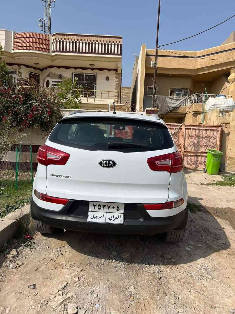 السلام عليكم كياسبورتج موديل ٢٠١٤  خليجي كفاله عامة المواصفات نص فول  للبيع فقط سعر ١٥٥ وبيها مجال للطبين 
*********** الموقع واسط صويرة
