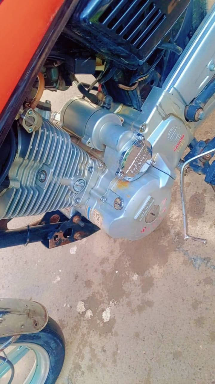 السلام وعليكم دراجة سيفان للبيع مويل 20 بعقوبة الامام المحسن للاتصال على الرقم ***********
