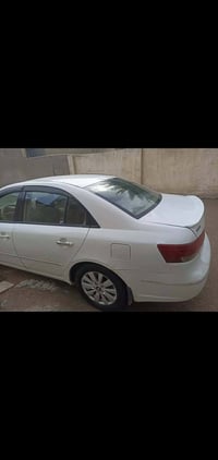 هونداي سوناتا ٢٠٠٩ خليجي محرك  مامفتوح جديدة وجاهزة من كل شي رقم بغداد...
