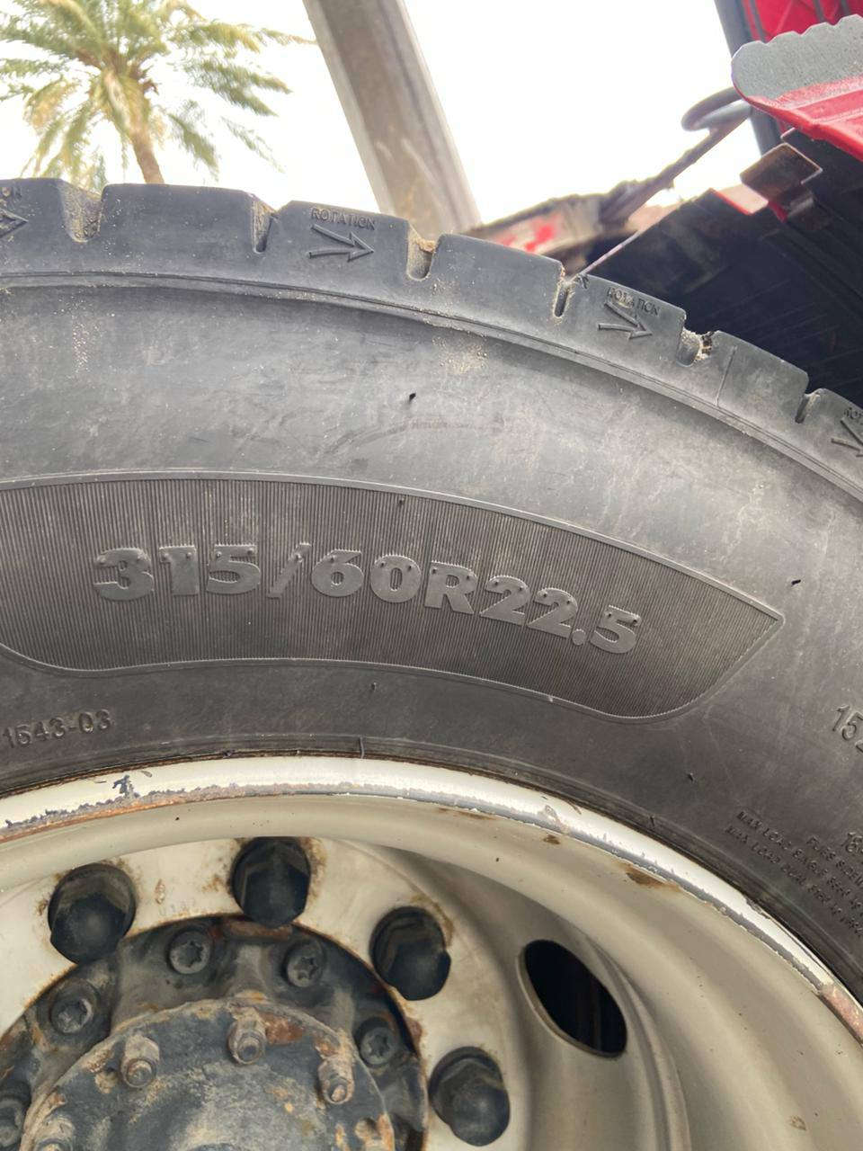 السلام عليكم للبيع زوجين تايرات اكسل حجم 60 انتاج 2024/جديدات شراي اتصل (***********
