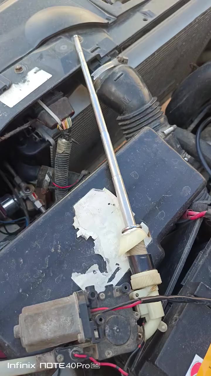 سلام عليكم اريل ملكه اصلي ياباني الكتف مالته هم وياه سعر 50
***********
