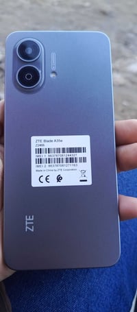 جهازZTE جديد قليل الاستخدام ما صالي شهر من اخذتة وسعر مناسب /سبب البيع...