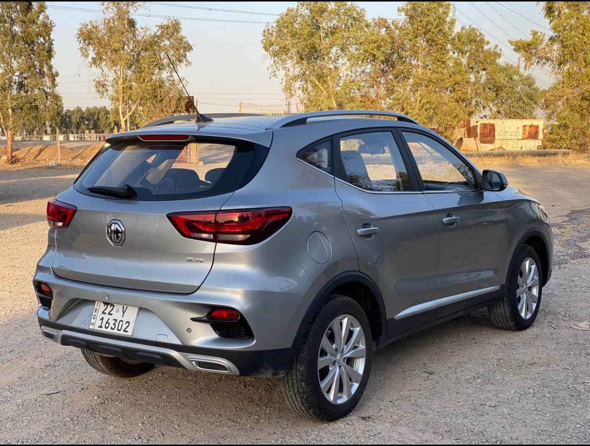 ام جي MG ZS موديل 2025 
رقم أربيل بأسمي شخصيآ
مكفولة عام 
ماشيه 32 الف كيلو بعدها "جديدة 
بصمه تشغيل + بصمة أبواب 
سايد بريك بصمه
لد نهاري + تحكم عدسات لايت
بك لايت لد
شاشه كبيره
كامرة خلفية 
حساسات خلفية 
قطعتين تبريد
اشاير مري
كروز سرعه 
فول تحكم ستيرن 
شاشه اعطال
نظام صعود ونزول منحدرات
كشنات مخمل 
 والسياره جديده بعدها على وضع الشركه 
السعر 128
اتصال ***********
مكاني بغداد بغداد, العراق
