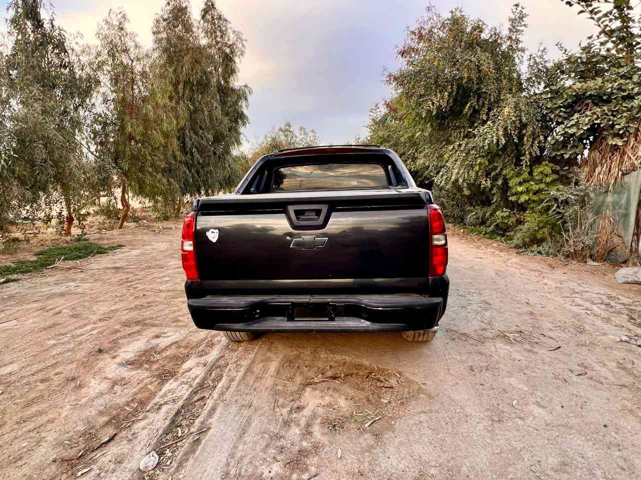 السلام عليكم بيك أب تاهو (اڤلانج) أدوات أدوات
مصبوغه حزام السياره نضيفه جاهزه من كلشي حداديه مكينه كير  كله جديد تشغل وتطلع احلا من الصوره السياره مكانها بغداد الزعفرانيه السعر 85ورقه وبيها مجال حق الجيه 
الاستفسار متوفر واتساب ورصيد ***********
