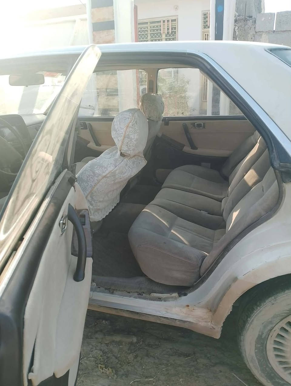 هارتوب موديل ٩١ بابل رقم انكليزي بأسمي سيارة كير ومحرك شرط دواخل جديد تبريد شغال سنوية لل٣٤ السعر ب٣٥ وبيهة مجال للاستفسار الاتصال *********** بابل جبلة
