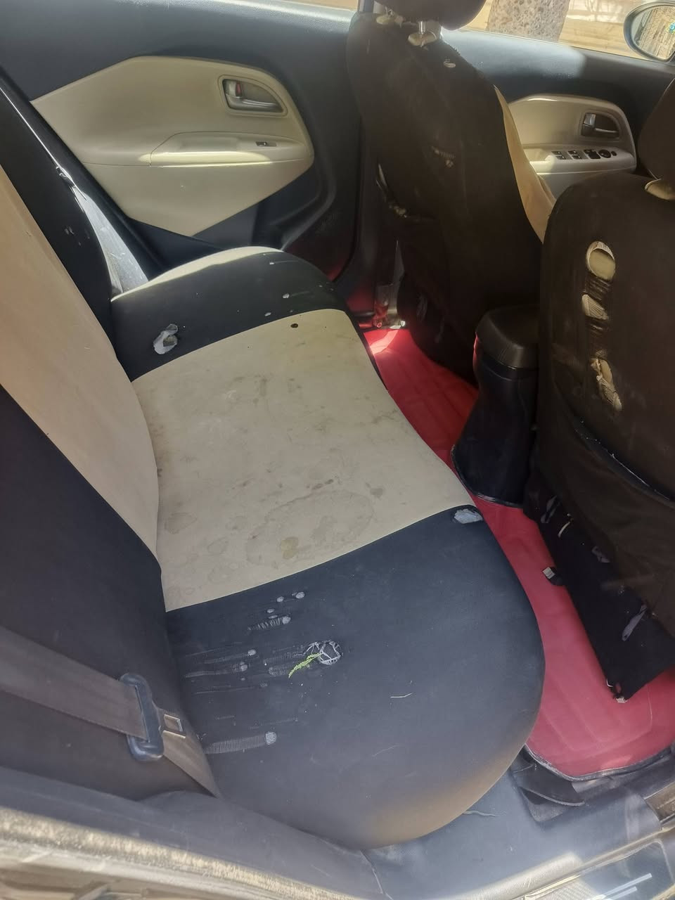كيا ريو موديل 14 خليجي محرك 1600 سياره جاهزه من كل شيء مكاني بغداد ابو غريب سياره خير من الله تبريد ثلج تحويل مباشر والسعر ب 92 وبيها مجال حق الجيه
السونار بل الصور كلشي بل سونار
بدون مراوس فقط للبيع 
***********
***********
