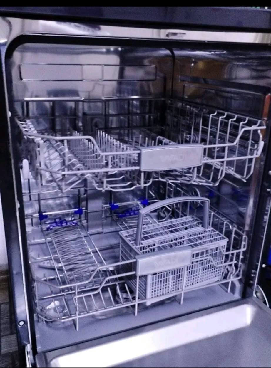 غساله صحون الوادي جديده استخدام أشهر نضيفه جداا ممفتوحه للبيع


**إذا كنت صاحب هذا الإعلان وتريد حذفه لأي سبب، رجاءا أرسل رسالة إلى الدعم الفني**