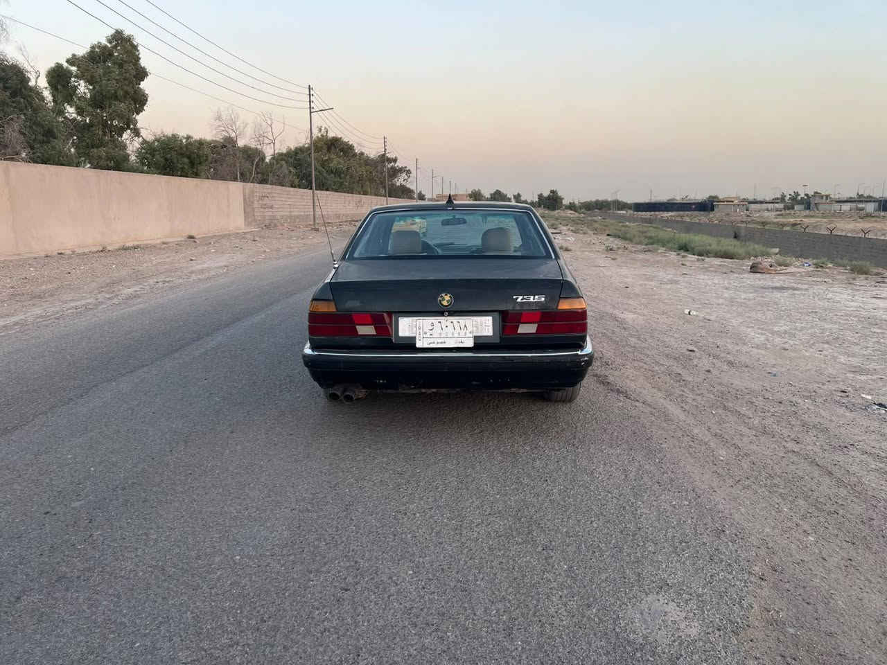 سلام عليكم بيئم حجم 735مفتوح موديل90 بغداد مشروع وطني سنوية لغاية28هاتف*********** سعر 40$‬‏كير اوتوماتيك محرك وكير مكفولات دواخل نضيفة كهربائيات كله شغالة ويل خلية تخم تايرات جدد سيارة  لاضربة ولاتبديل ولاخياس حدادية امامي خلفي جديد مكاني بغداد موجود واتساب
