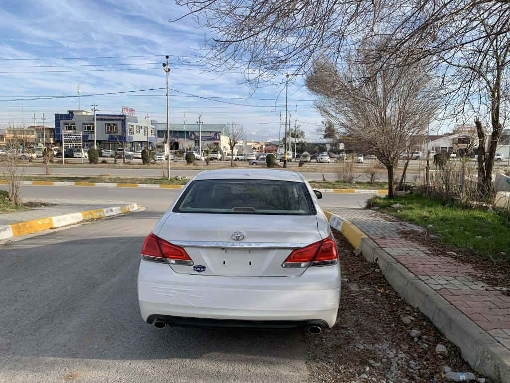 {بِسْمِ اللَّهِ الرَّحْمَنِ الرَّحِيمِ}

ئەڤەلۆن ساغ ساغ 

ناو زەرد 
پەردە 
سڵایت 
بەسمە 
ڕادار 
وەلحاسڵ 
سەیارەکە قەپات مواسفاتە
کامل جایزە 
ڕەسمی سۆنەرەکەیم داناوە 
3 پارچەی ئەمریکا و پارچەیێکی عڕاقە
بێ دەعم و لێدراوە 

سحری 120 گەڵا و کەمێک محاملە 
شوێن ڕانیە 
***********
*********** رانية, السليمانية
