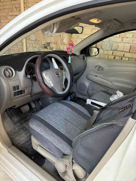 السلام عليكم نيسان صني مصري موديل ٢٠٢٤ مكفوله من البارد والصبغ رقم اربيل باسمي السيارة مداور شرط تبريد قطعتين كامرة وشاشه السيارة  ومدوشمة ماشيه ١٩ الف السعر١٣٠ وبيه مجال 
***********
