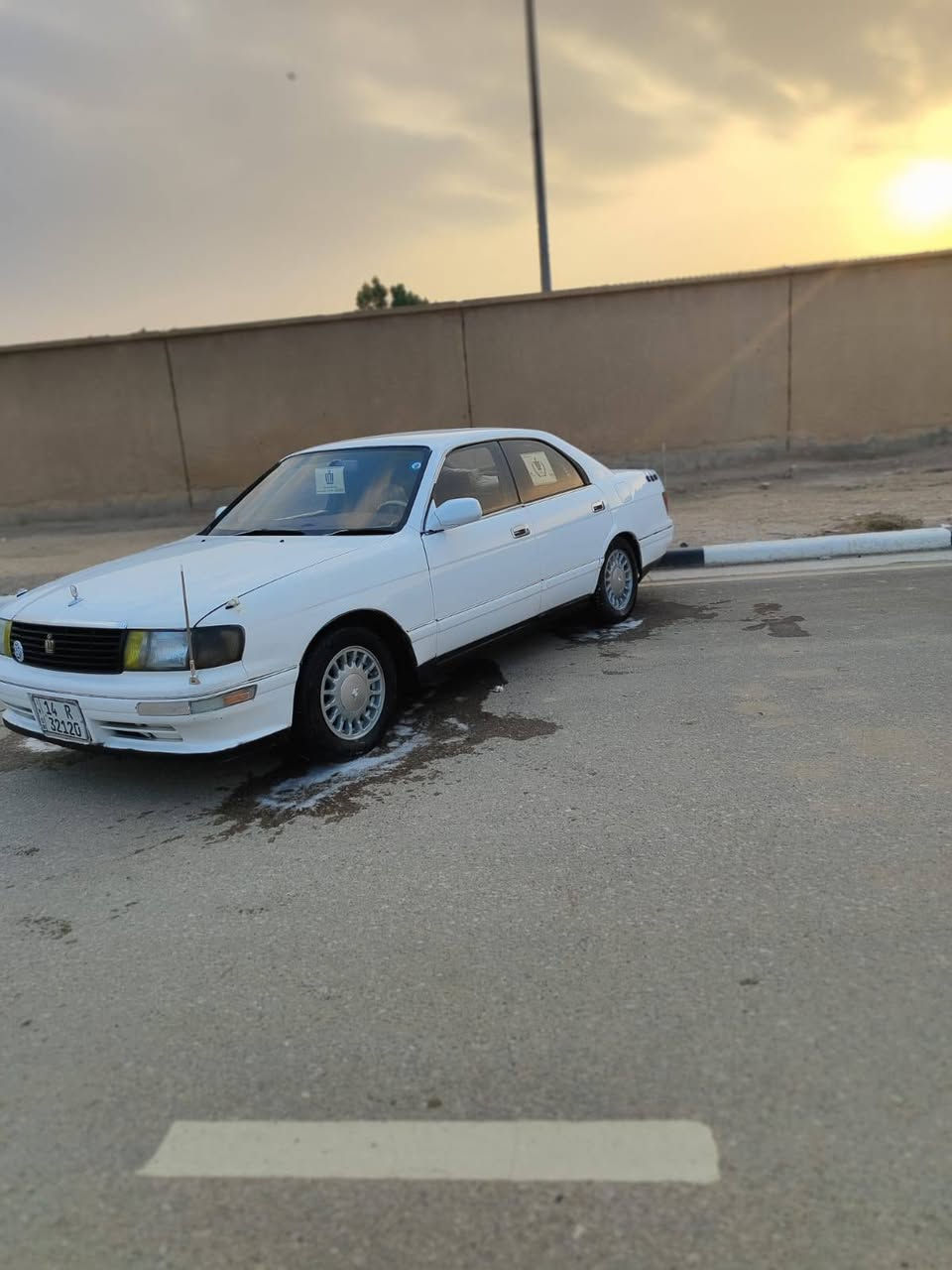 السلام عليكم والرحمه
للبيع تويوتا كراون بطه فصل  موديل 2000اصل رقم بصره نكليزي 
مشروع وطني تحويل بكل المحافظات. مكفوله كفاله عامة
من الگصه ونقل الجثه والضربه  والعيب الشرعي
حداديه جديده شرط گير ومكينه وتبريد ثلج تخم تاير
تبريد قطعتين... فنر بلاد...كشنات كهربائي مانع انزلاق فول سياره سياره مال جناي ماعوزها برغي
العنوان كربلاء المقدسه. السعر60 وبيها مجال قليل
للاستفسار. *********** وتساب هم بي
