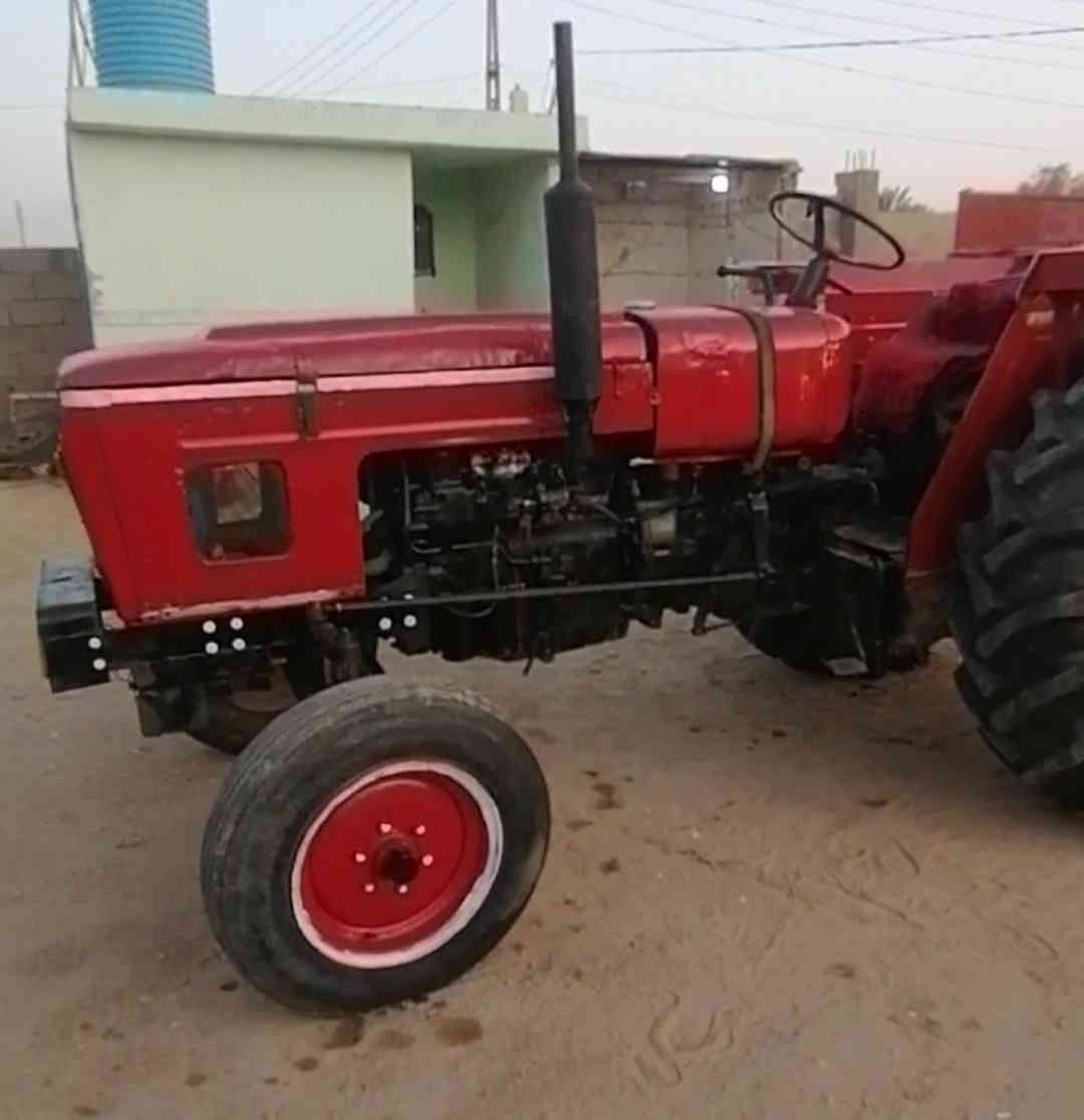 السلام عليكم ورحمة الله وبركاته 
مكينه للبيع 88تخم تاير محرك جديد بم صدر باتري كهربائيات كله جديد بدون رقم السعر اربعه وبي مجال وراه خرماشه ثابته الاتصال على الرقم ***********او ***********
