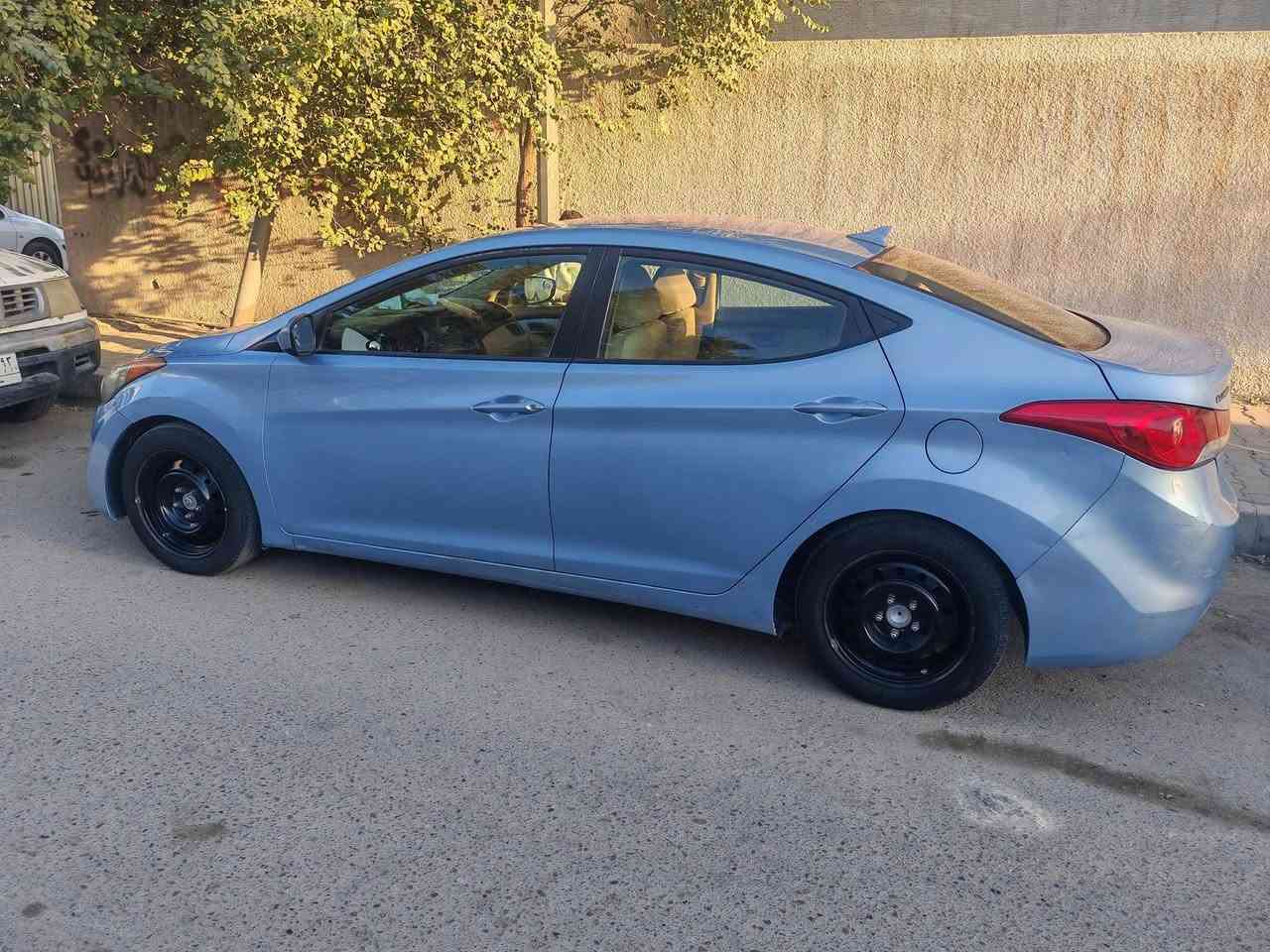 النترا وارد امريكي ٢٠١٣ بحاله جيده جدا محرك ٢٠٠٠دوش حادث بسيط مرفق بالمنشور السعر 105$
***********
