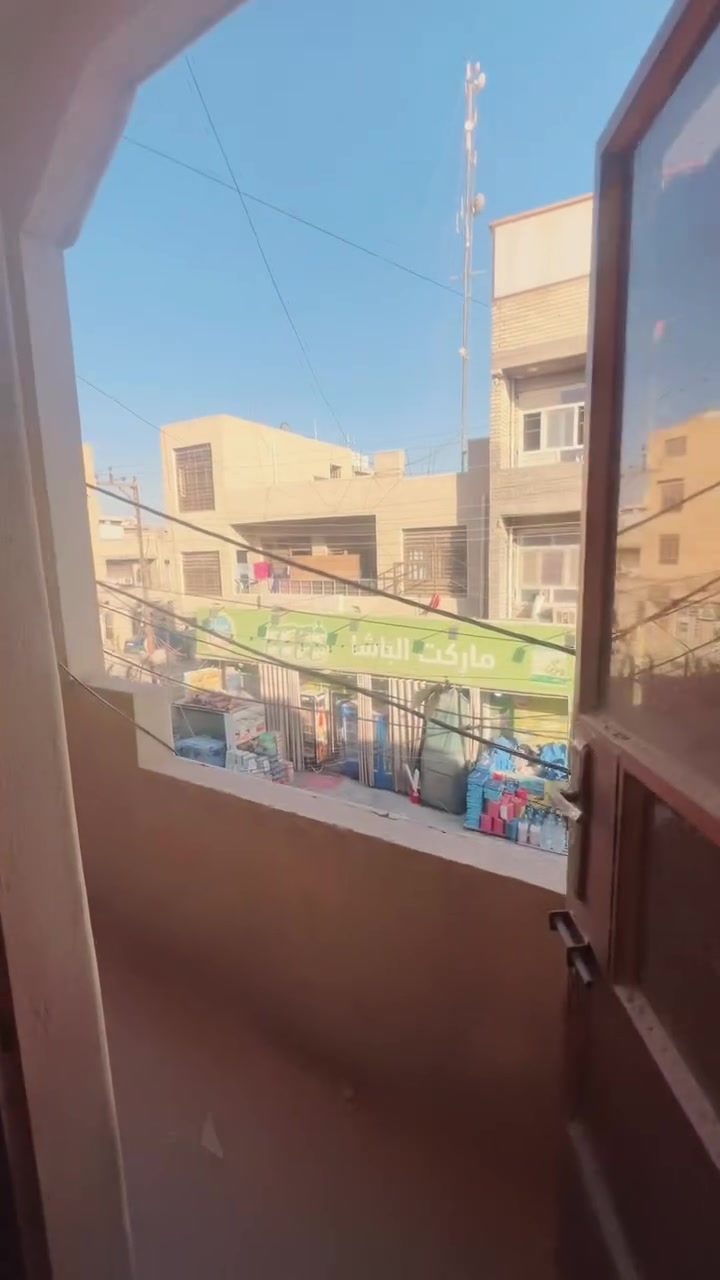 شقة في شارع النسائم ، في الطابق الأول، تتكون من:

 • غرفة
 • صالة
 • خدمات
مناسبة .
السعر: 350

للتواصل ***********
