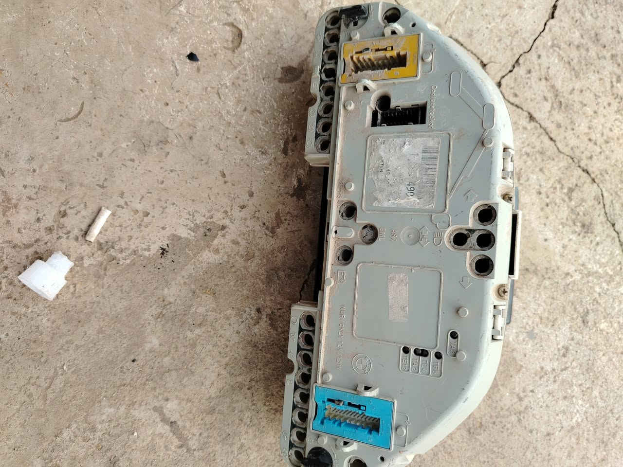 ساعة دشبول بي ام 525 سعر ٤٠
***********
***********
