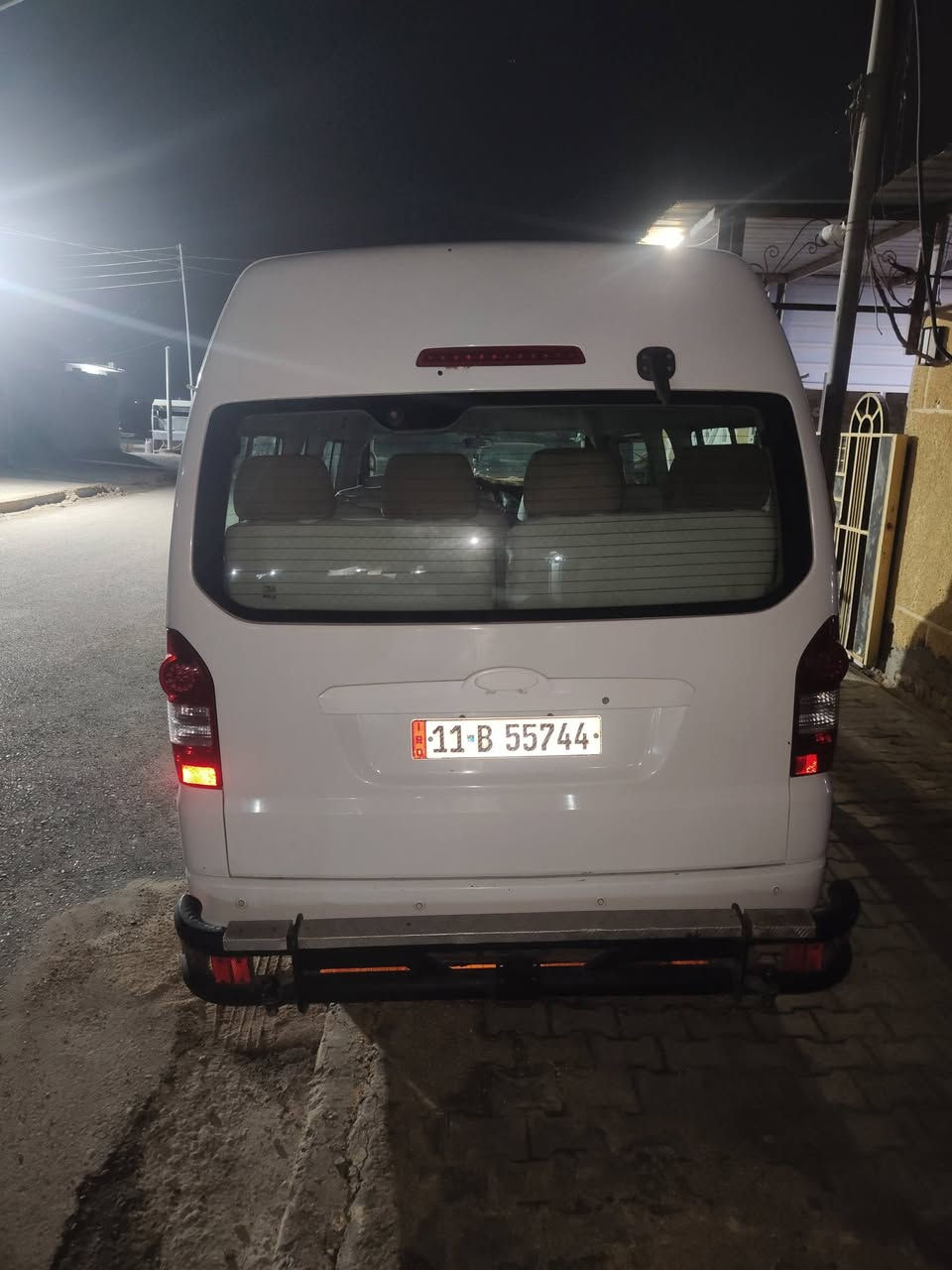 السلام عليكم شيري اج 2012فايف للبيع كشر بلادي مكفوله من الضربه والصبغ والبارد صدر جديد تخم تاير مكينه كوستر 2700 قبل شهر مشدودة مصفرا هيئه ضربيه غرامات رقم انكليزي بيه تعمير بل دواير كلش بسيط كهرباىيات شغاله من البجم للدعاميه. 
***********
