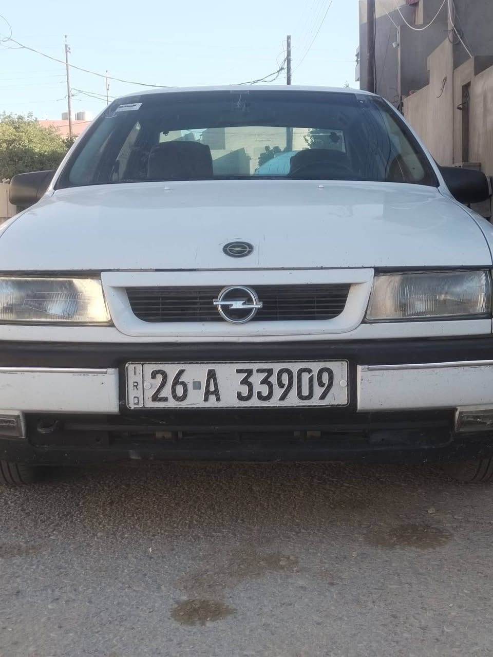 فكترا لون ابيض 
رقم صلاح الدين باسمي دولي 
تايرات تخم جديد قبل سبوعين شديتلها 
صدر جديد كهربائيات فول
سنوية لل 2028.
محرك 18
موديل 91 
بدون ضرر ولا ضربه بلاديه بدون خياس السعر 42 وبيها
 مجال  وذا من طرف ستاذ علي بيها مجالين
اليجي من طرفي يتدلل
للاستفسار الاتصال على رقم صاحب السيارة ***********
وحيا الله الشرايه
