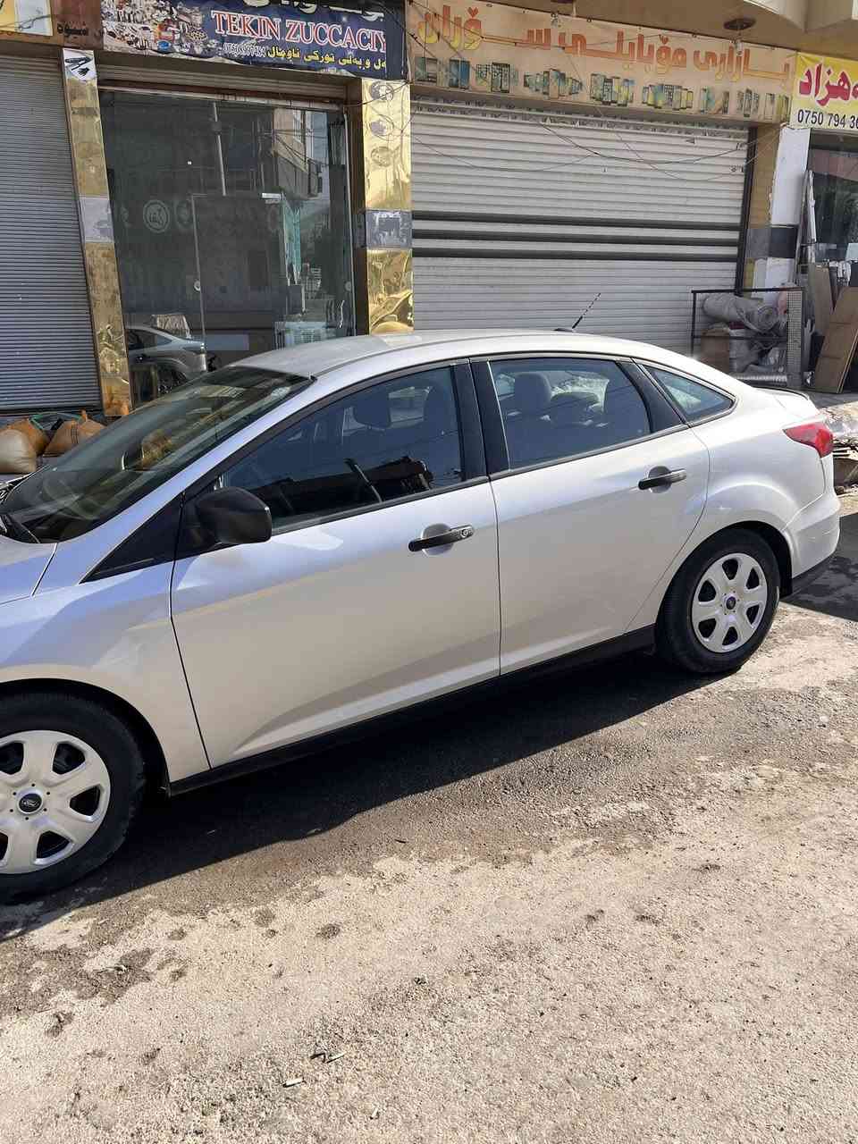 فوكس ٢٠١٦ چوار بست بوياغه بئ داخيلى بئه ارباك سنوى تا ٢٠٢٨ نوئيه تايه نوئنه 
سعر ٨٥ 
***********
