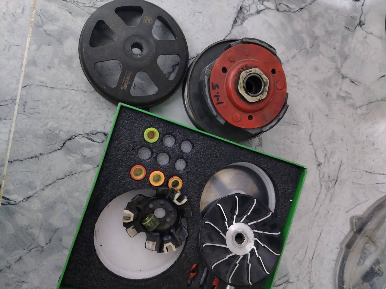 تفصيخ كامكو مكاني قلعه سكر 
واقيات صالنصه جدد الوحده ب5

لحيه بجم 25

سكنات زوج ب60

مرايات كامكو لبلاديه الزوج ب10

كفر امامي ب35

مرايه تك ب5

كلجات كامكو رياضي استخدام اسبوع ب80

دشبول ب30

سواد كفر امامي الواحد 15

واير كيلو متر ب5


**إذا كنت صاحب هذا الإعلان وتريد حذفه لأي سبب، رجاءا أرسل رسالة إلى الدعم الفني**