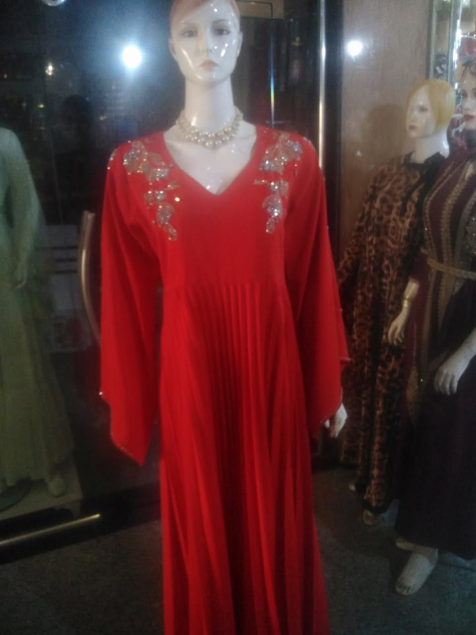 السلام عليكم... يعلن ازياء الحسناء عن عروضة الهائلة لزبائنه الكرام تأجير فستان ١٥ الف قطعتين إيجار ٢٥ الف تأخذه لمدة ٣ايام العنوان بغداد حي اور بالقرب من سنتر اور مقابل كص حميدان. مرحبا بكم


**إذا كنت صاحب هذا الإعلان وتريد حذفه لأي سبب، رجاءا أرسل رسالة إلى الدعم الفني**