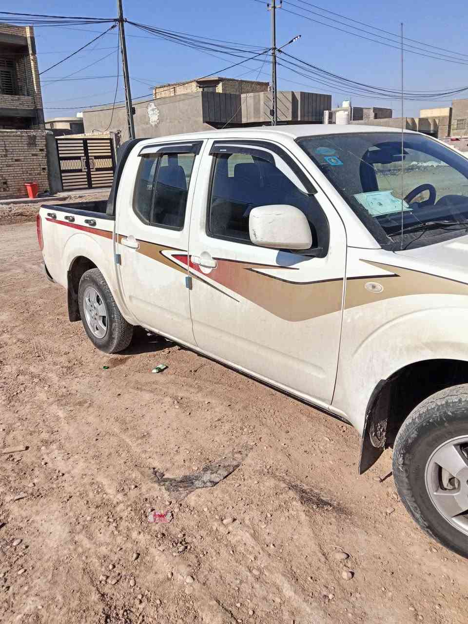 سلام عليكم للبيع نيفارا موديل 2014سياره كفاله عامه عده مكينتها مفتوحه وصبغ الجاملغ  الخلفي يم البكلايت رقم بغداد تحويل رقم *********** مكانه بغداد السعر 125 بيها مجال
