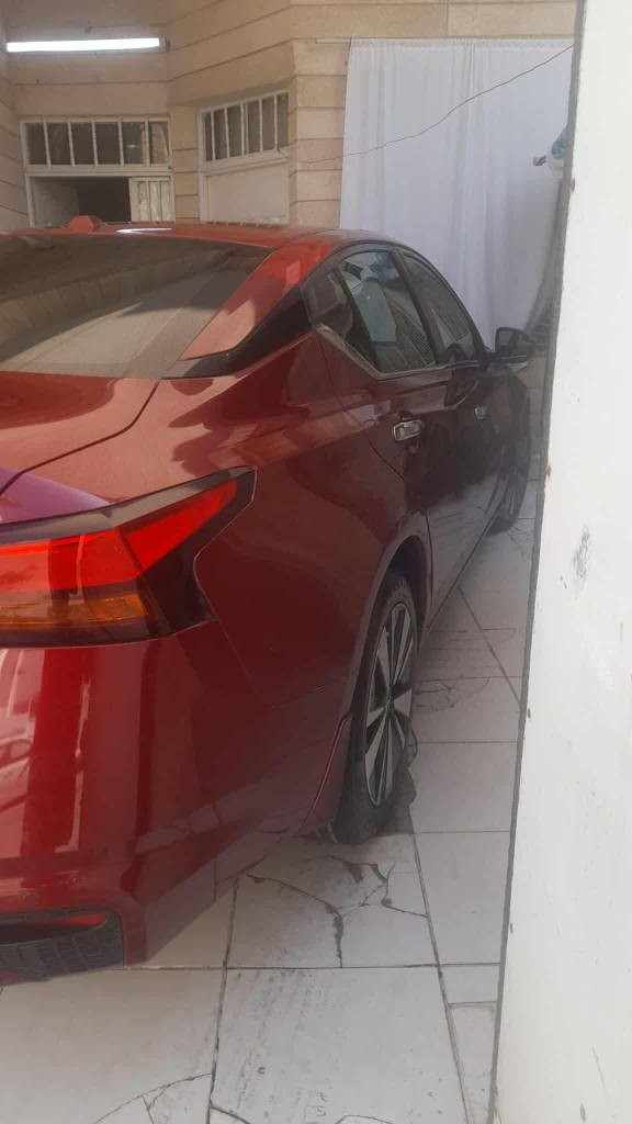 نيسان ئاليتما 2021cv speshalمواسةفات دبل اكسل كوشن هيتةر لايت عدةسة  ئاوينة رادار و ئيشارةت سلايت بريك بةردي كزؤ و سةرو خوارو بةشةرت هةردووكي تيداية. كير و مةكينة بةشةرت سالنامةي تاكو2028بةسةر دةجي سعري 1350وةرقة مةجال زمارة تل *********** أربيل, العراق
