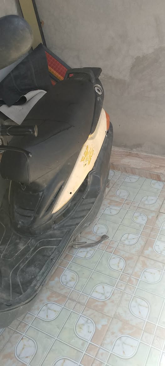 1ـ اسلام عليكم 
2ـدرجه يابني فراشه فضائي اتوماتيك 
3ـ كهربائيات سيف وهندر بريك لايت اشاره كلها شغاله
4- بس كفرات شويه تعبانه وبي خيط تبخير وكفر من يكدام ما بيه 
5ـ مكاني ديالي بعقوبه تحرير سكك خلف محافظة ديالى 
6ـ سعر (225) وبيه مجالي 
7ـ الرقم (***********) وخاص هم 
8ـ بلا زحمه بس شراي خلي اللي يراسل
