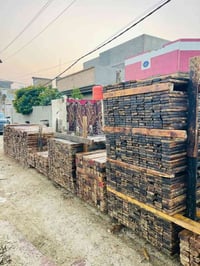 للبيع قالب خشب 16 مكعب/07838290344 07891592362