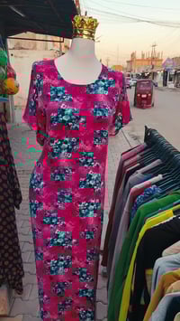 تنزيلات • شارع ام واليد • مقابل الصيدلية