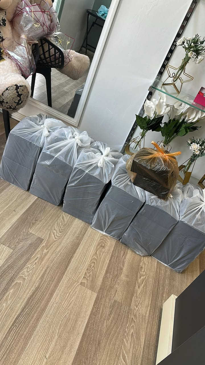🎁 بوكسات توزيع للمناسبات كافة
نوفر بوكسات توزيع الوجبات والتقديمات الخاصة بـ:
▪️ مجالس العزاء ومحرم الحرام
▪️ المواليد والولادات
▪️ المناسبات الدينية والاجتماعية
▪️ الهدايا والتوزيعات الخاصة

إمكانية تنفيذ الطلبات حسب العدد والميزانية، مع تنسيق وتغليف أنيق وخدمة حجز مسبق.

📍النجف الأشرف – شارع فرات غدير
📞 ***********

