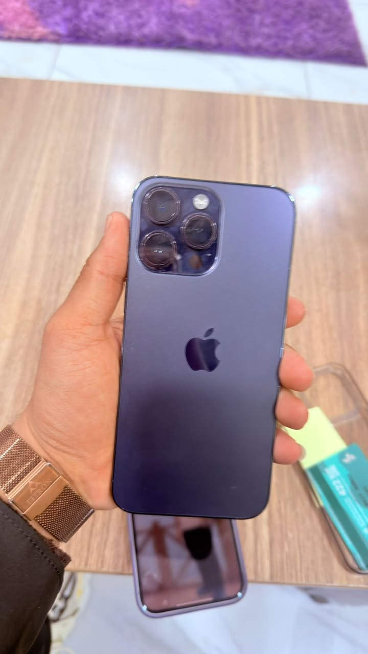 بطاريه ٨٣
ذاكره ٢٥٦
نظافه ١٠٠ 
لوك الجهاز
السعر. ٨٥٠ وه بي مجال 
***********
