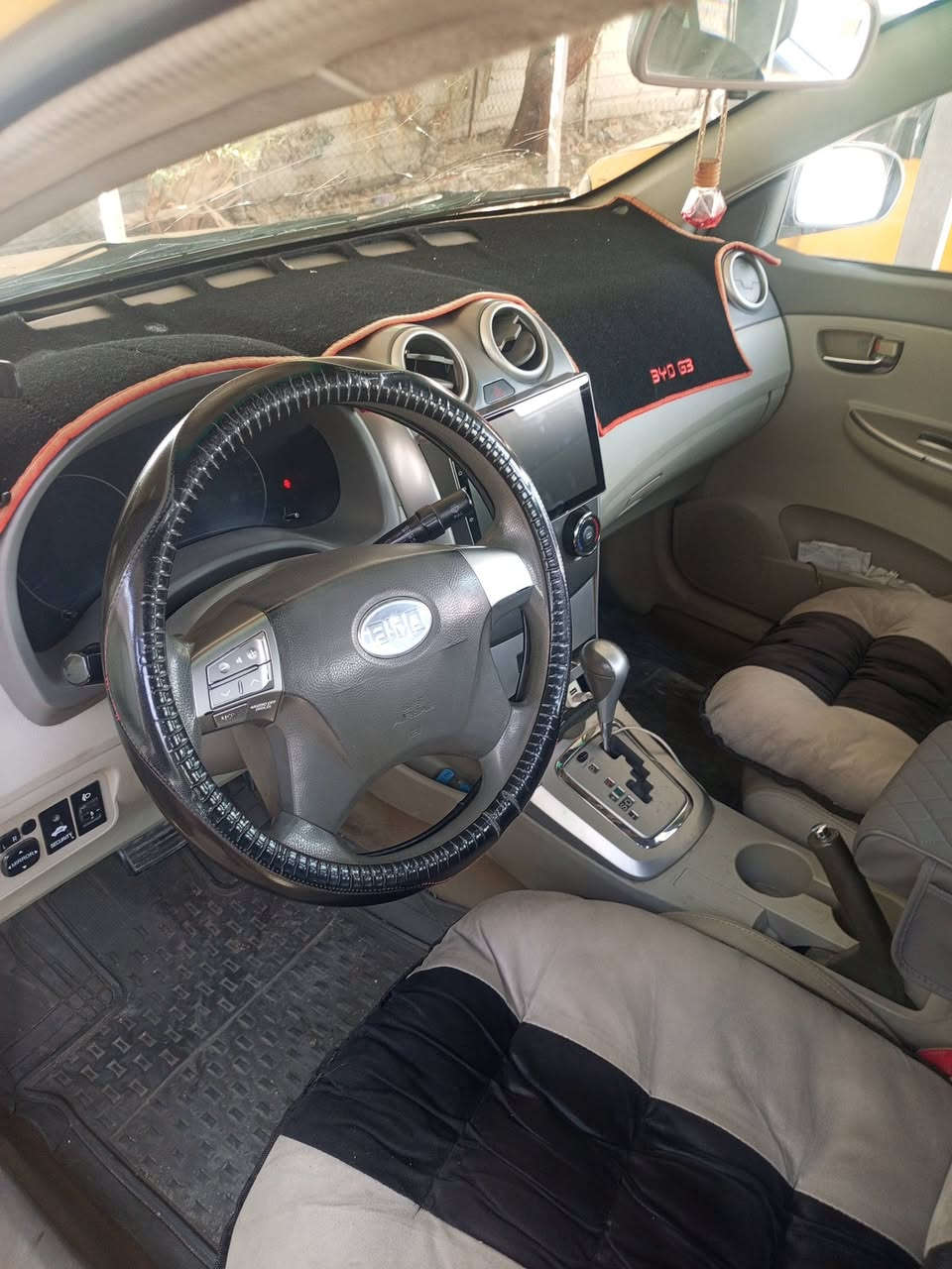 سيارة للبيع موديل 16 بي وايدي سعر 55 ورقةسياره بسمي اذا اكو مراوس ***********
