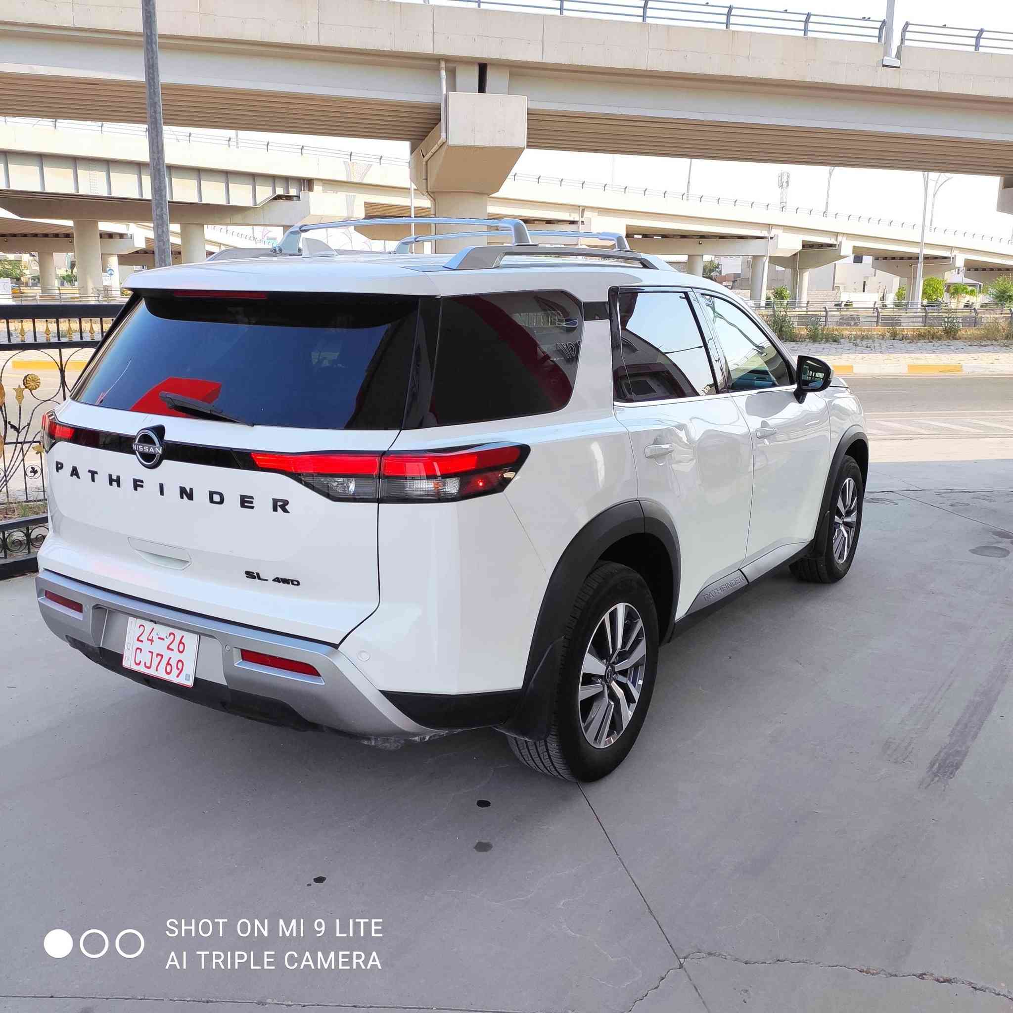 📌 Nissan Pathfinder 2024 SL 4WD
تبديل جنطه بلادي  
♂️عداد المسافة 9900 mile 
💵 (السعر/26800 $) 
♦️(السيارة بدون ايرباك) 
♦️ (السيارة ترقم شمالي/سليمانية-أربيل-دهوك) 
♦️المواصفات :
SL 4WD فول عدا بانوراما
بصمة تشغيل
شحن واير لس
بصمة ابواب
تشغيل عن بعد(Remote Start) 
صندوق شفط كهربائي 
كاميرات محيطية 360°
رادار امامي (تحديد مسار)
رادار جانبي (نقاط عمياء)
رادار خلفي (تحذير من الاصطدام)
حساسات امامية+ خلفية
كشنات جلد
كشنات تدفئة 
كشن خلفي متصل 
تبريد قطعتين لمس
بردات خلفية 
تحكم وضعيات القيادة...Drive Modes 
اوتو ستارت Auto Start 
اوتو ستوب Auto Stop
شفتات استيرن 
هيتر استيرن
Apple Car Play
Android Auto 
هاند بريك بصمة
اوتو هولد Auto Hold
شاشة كبيرة لمس+كاميرا
وبقية المواصفات المعروفة
معرض البروج♦️كركوك شارع المعارض
♦️ للاتصال
***********
