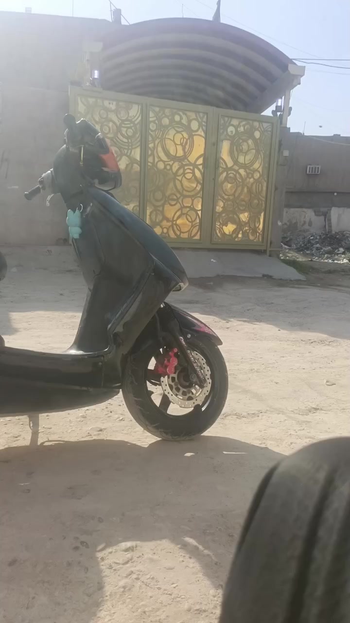 سلام عليكم دراجه سكنس نثيه 140 دراجه خير من الله بس نقصه سلف فقك  دراجه مفتوحه وشلعه ما شاء الله شك كاعد ومعدله مشيت بيه 95وخففت وبعد اكثر تمشي معدل بس اني سكنس ماحبه اريد اروسه ب دراجه ماكس اي نوع بس بدون نطايح رقمي *********** بي وتساب
