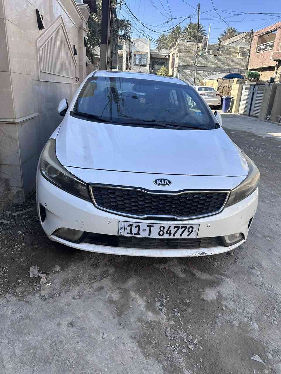 سلام عليكم سيراتو لللبيع ٢٠١٧للبيع خليجيه مواصفات ايرانيه فول ١/١ VID
فتحة
بصمه
محرك٢٠٠٠دوش
كرسي كهرباء 
مقعد السائق ذاكره
رادار
جلد بلادي
تدفئة تبريد الكشنات الاماميه
تدفئة المقعد الخلفي
تدفئة الشاشه مناخ منفصل
قطعتين تبريد
تحكمات مقود
شاشه ديجيتال
كامره
مرائاة اوتو ترحيب
ويل ١٧كروم
حساس امامي خلفي
لد امامي خلفي
لايت زنون
١٠ايرباك
يدات نيكل
مانع انزلاق
نضامadc
شفتات مقود
كروس سرعة
صندوق ذكي
ارضيه جلد
باقي السيارات معروفة
رقم بغداد باسمي سنويه جديده رقم إنكليزي
تخم جديد تاير
باتري جديد
صدر جديد
السيارة كفالة كير ومكينه والصبغ
مكانات بارد بسيط فقط 
مكان السياره بغداد الاعظمية 
ماشية 121 الف السعر 157$بيه مجال بسيط 
***********
