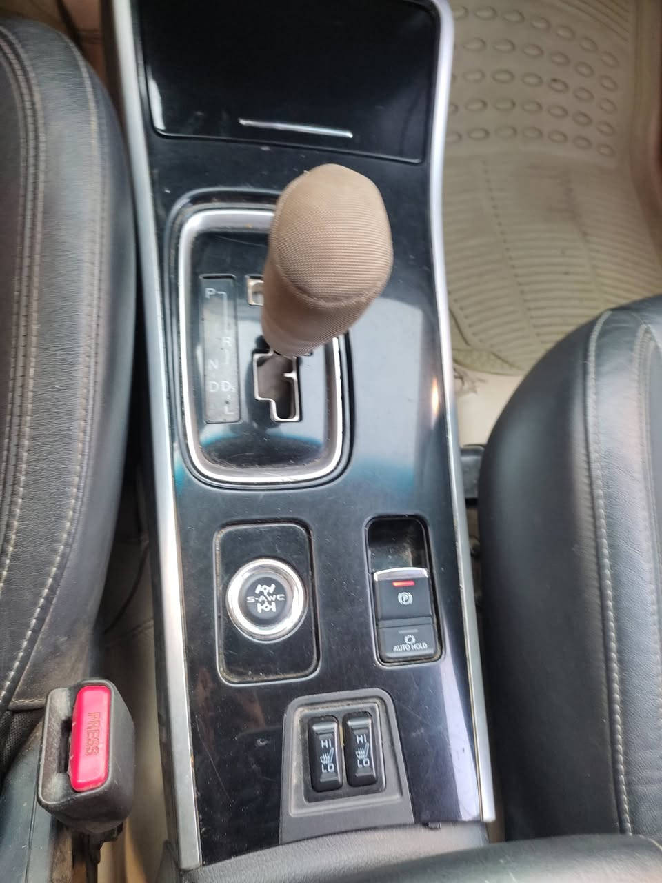 اوتلاندر امریکی 2019
دبل اکسل
7مقاعد
کشن جلد کشن کهرباء
كیر و محرك ابشرط
سنوی جدید لحد 2030
کامیرا و رادار
سعر مناسب
***********
***********
