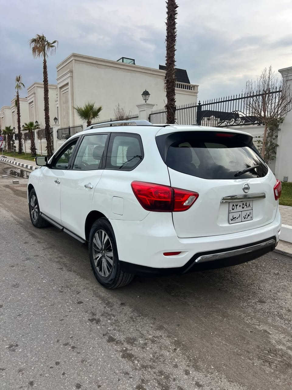 نيسان باثفيندر موديل ٢٠١٧ مواصفات SV دبل اكسل تحكم معروفة ٦ سلندر و ٧ راكب سيارة عائيلة ماشي ١٢٥ الف ميل جاهزة بدون نقص بهاء جاملغ خلفي و جنطة صبغ مكان اربيل سعر ١٣٨ ورقة مجال لطيبين 
***********
***********
