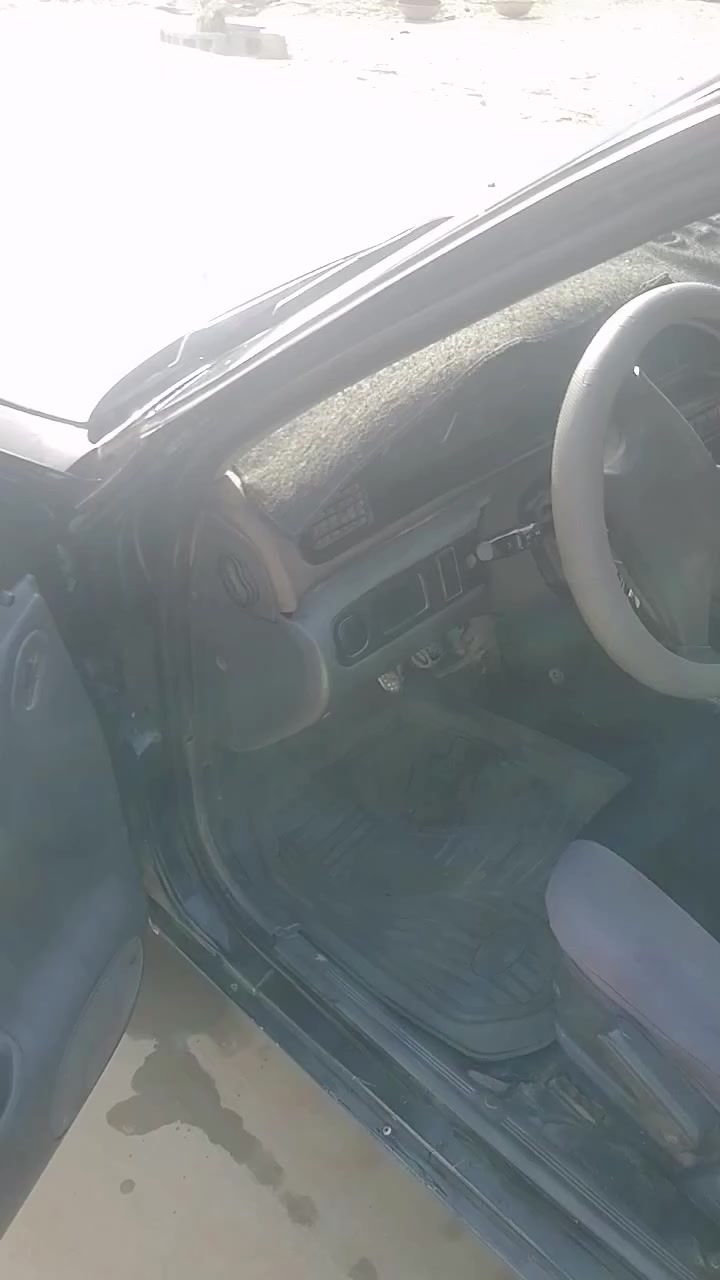 كيا سيفيا موديل ٩٥ كير عادي مكينه مفتوح مكفولات رقم ديالى سنويه ل ٢٩ مكان سياره بعقوبه حاليا اني موجود بغداد لمشتل   سياره حلوه كاعده بلاديه مكينه حاويه شادلها كلها شغاله بس تبريد نقص السعر ٣٤ وبيها مجال رقم ***********
