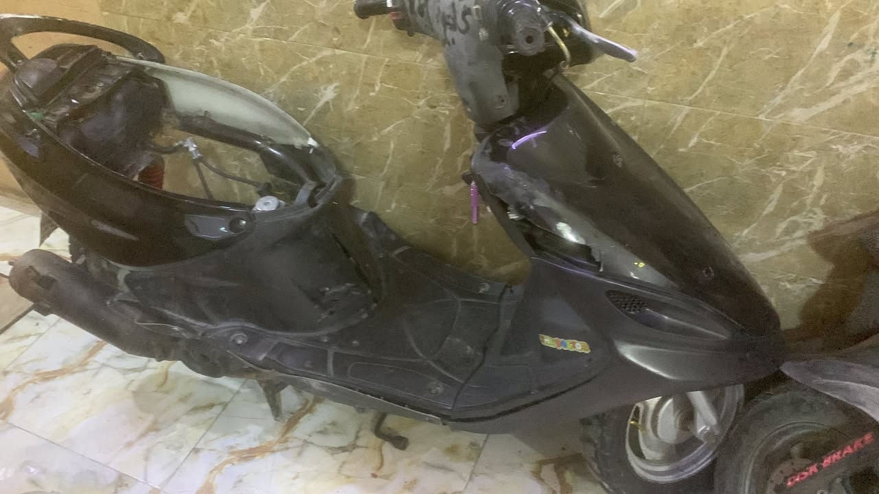 سلام عليكم دراجه كوم حديد بسعر ١٥٠وتساب ***********
