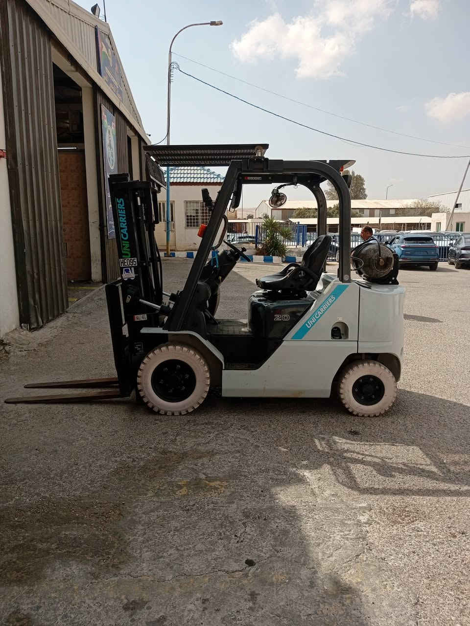 رافعه شوكيه نوع UNICARRIERS موديل 2018 غاز بنزين حموله 2 طن ونص مرخصه سعر 10500 0795875631


**إذا كنت صاحب هذا الإعلان وتريد حذفه لأي سبب، رجاءا أرسل رسالة إلى الدعم الفني**