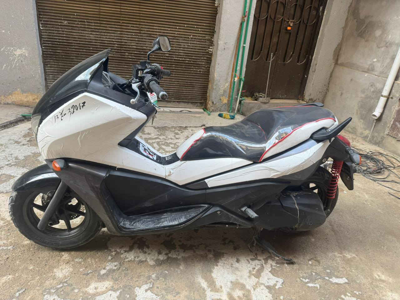 سلام عليكم  دراجه
فاز 2016  ياباني نوزل  كفاله
عامه   مكينه سبانه ما مدوده عليه
جيب اي فيتر وتعال  بيه  3 انضمه اوتو وكير وسبورت
داجه 16  وبيه مجال حك الجيه
 رقمي ***********
