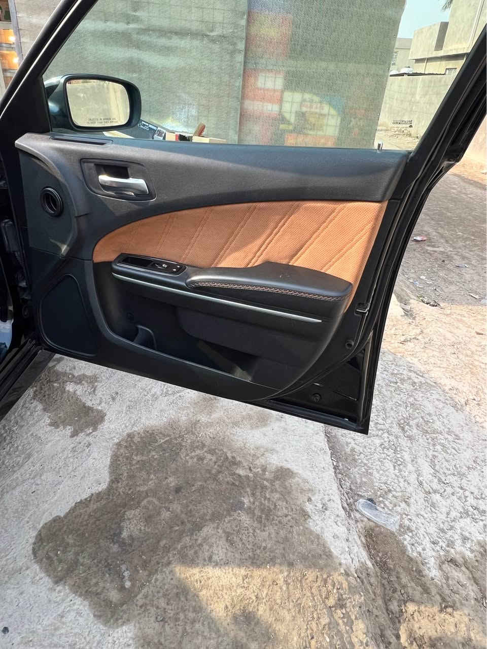 السلام عليكم جارجر 2021 ارتي ماشيه 39 جديده كولش بوليسيه بس السياره اصل كير 8 نمر واصل تو ويل السياره مصروف عليهه ومرتبه كير مكينه صدر كفاله اخت الزيرو محدثهه srt حته الويل مال سكات اصلي مو تجاري بيهه صبغ جاملغ وبنيد وشغل باللغد والشاصي بس درجة اولى السياره متنوصف نعومتهه مكانهه بغداد الدورة السعر 172 ومجال بسيط بالنسبه لموديلهه مناسب رقمي *********** بغداد, العراق
